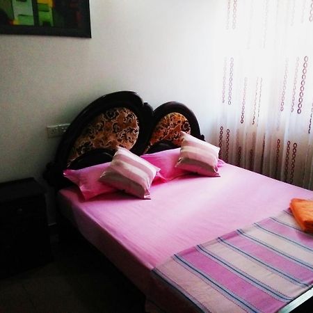 Ruslanka Homestay Ettukala Zewnętrze zdjęcie