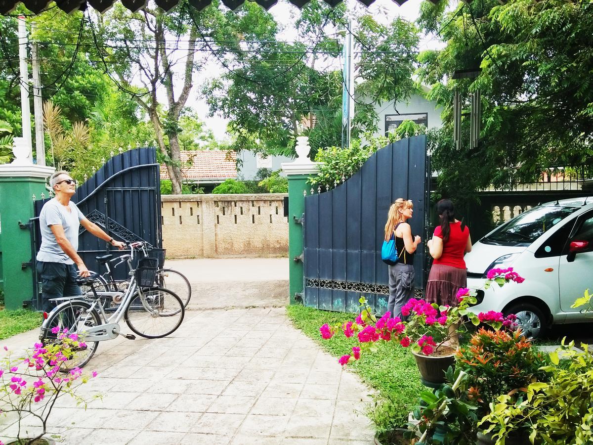 Ruslanka Homestay Ettukala Zewnętrze zdjęcie